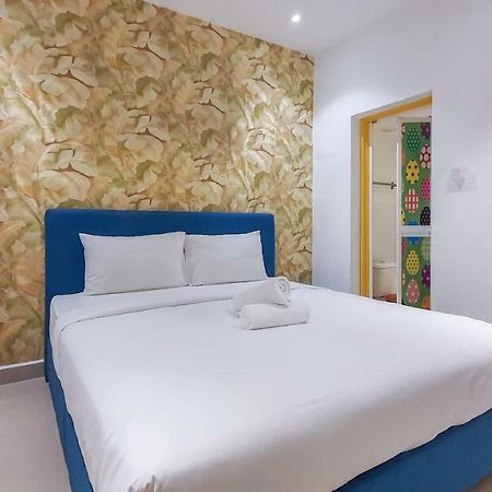 קואלה לומפור Summer House Bed & Cafe מראה חיצוני תמונה