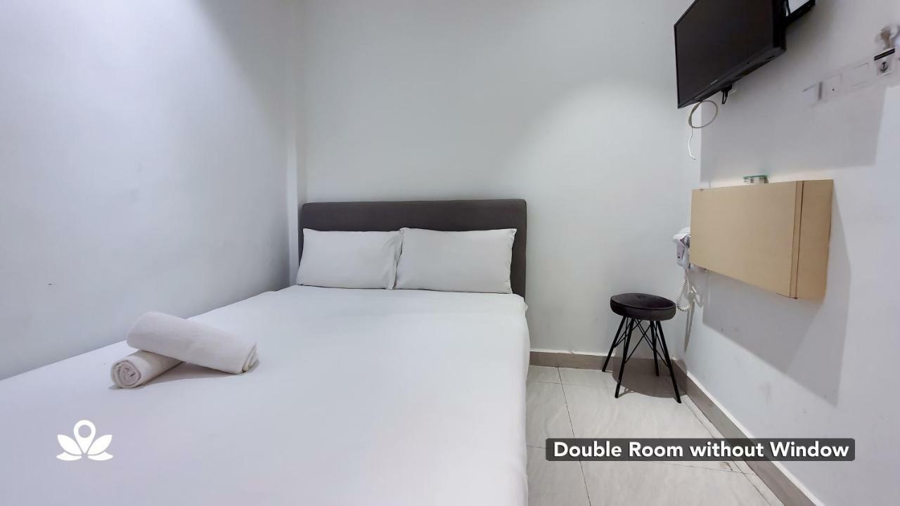 קואלה לומפור Summer House Bed & Cafe מראה חיצוני תמונה